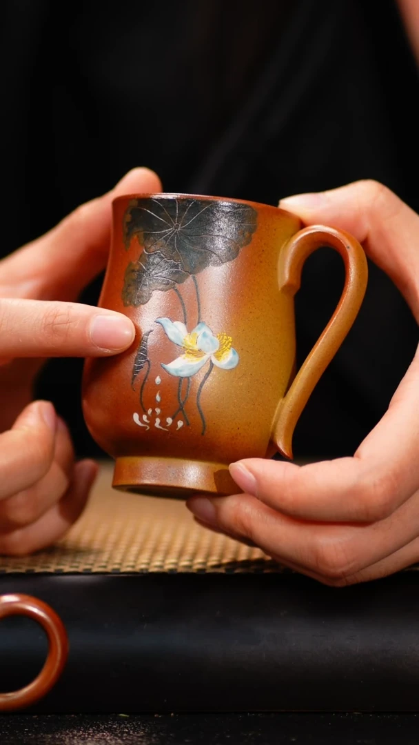 7小鱼柴烧荷花高把杯