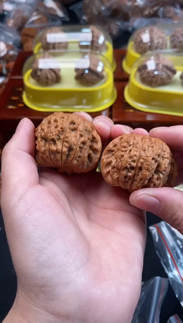 把件文玩核桃血麒麟41尺Q572