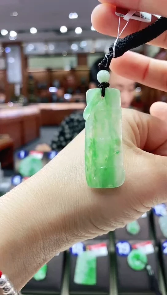 颈饰未镶嵌翡翠竹节