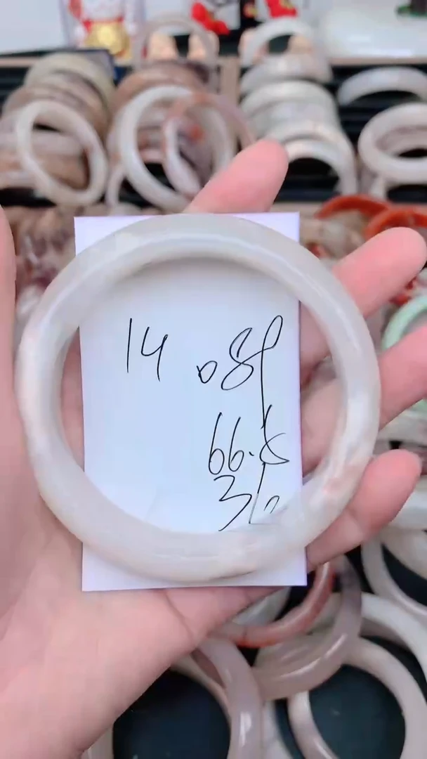 未镶嵌手镯石英质玉089