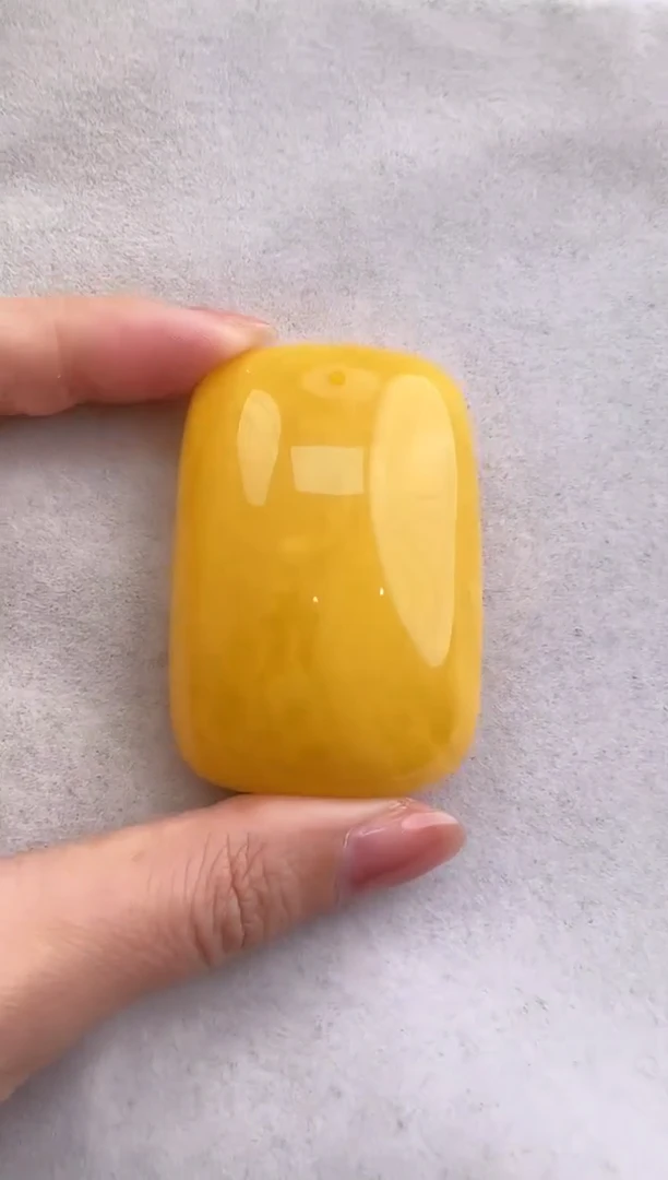 【闪购商品】琥珀裸石未镶嵌10211156-吊坠