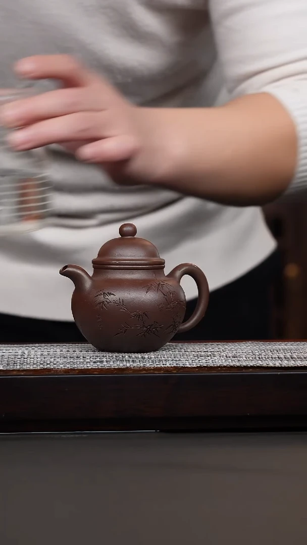 茶壶紫砂韩惠琴·朱泥柴烧刻绘掇球