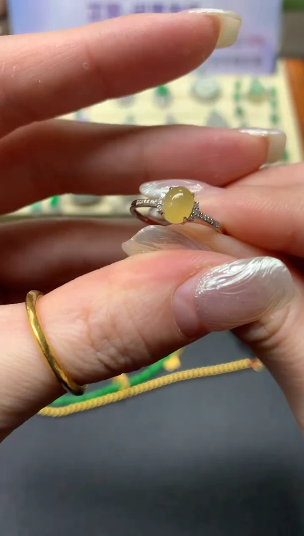 【闪购商品】翡翠戒指18K金镶嵌戒指|1300+130