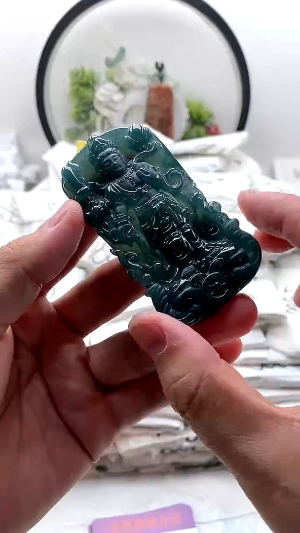 颈饰未镶嵌翡翠普贤