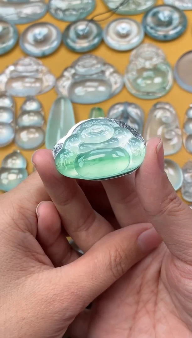 吊坠(不含链)未镶嵌翡翠31 佛公 24.4 36.5 5.7