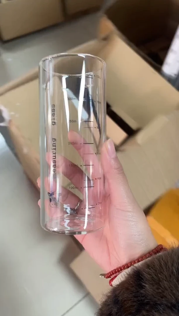有机玻璃刻度杯1