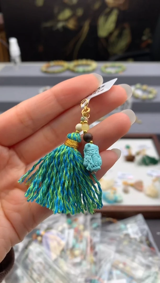 未镶嵌绿松石精工雕刻件茜.T222