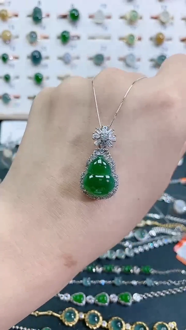 颈饰银S925镶嵌翡翠天然翡翠
