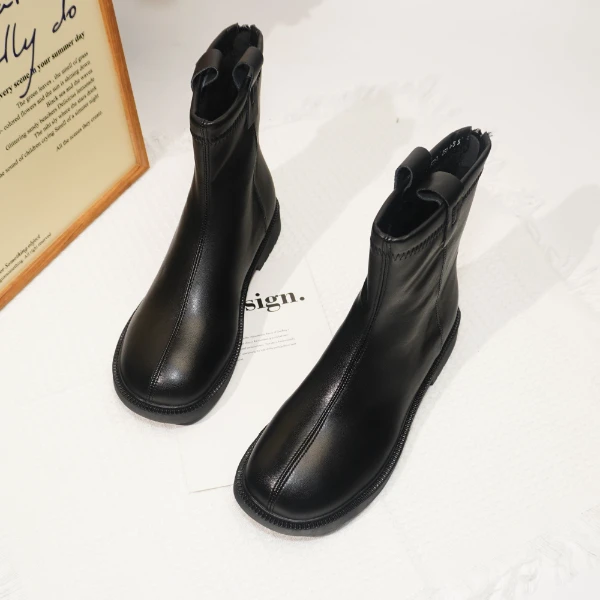 W8577-1 真皮短靴女2025秋冬新款百搭羊皮平底女靴大码 41-44