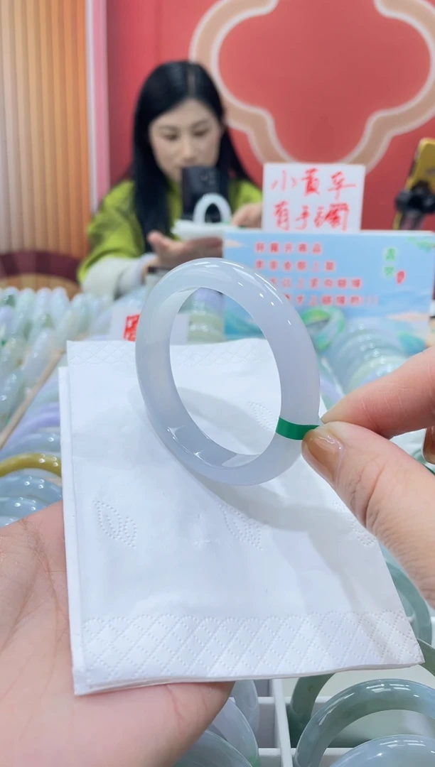 【闪购商品】翡翠手镯未镶嵌00000006522