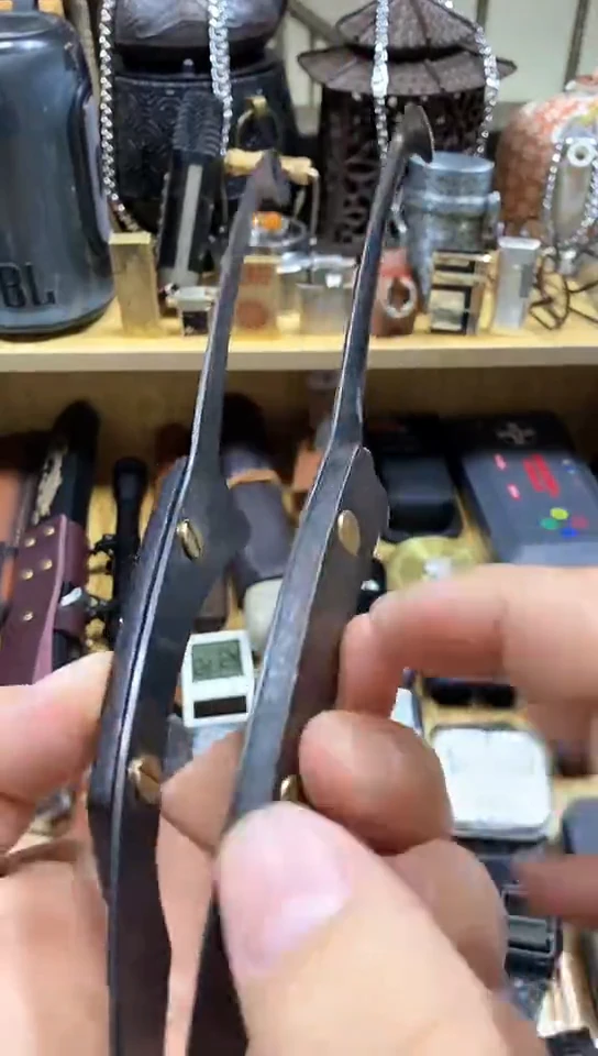 瓷片闪购商品  如图所示