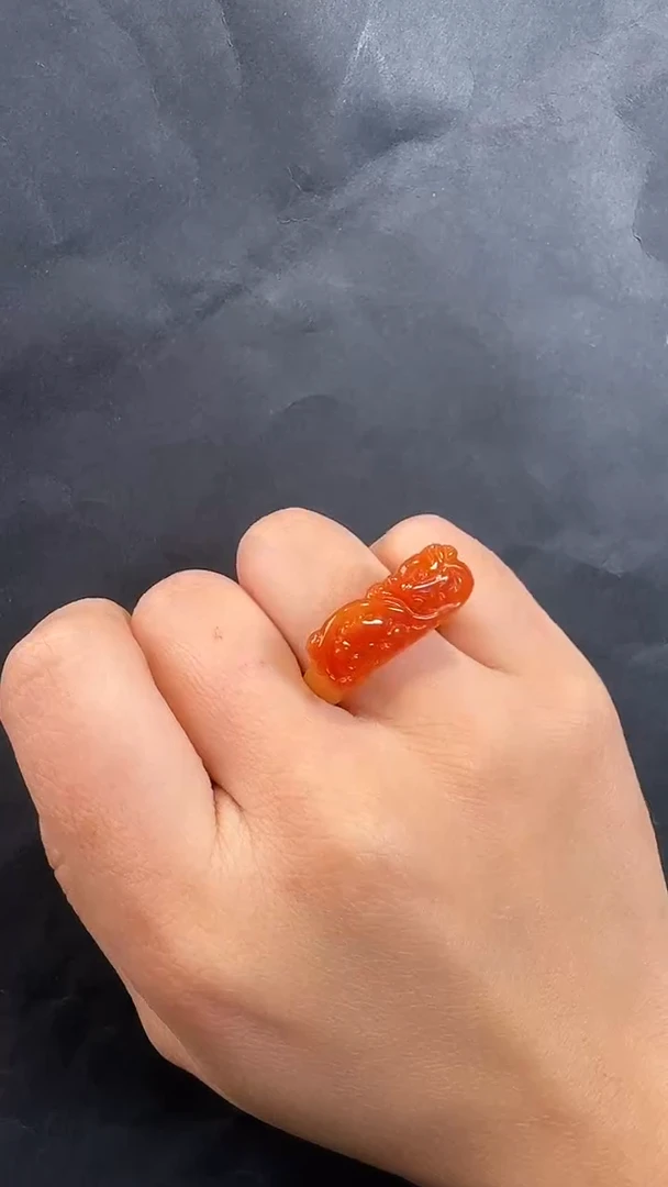 未镶嵌戒指翡翠戒指