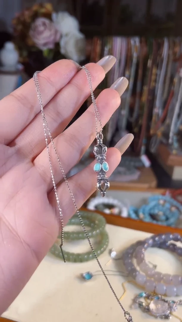 【闪购商品】水晶吊坠(不含链)银S925镶嵌多样性发货其一