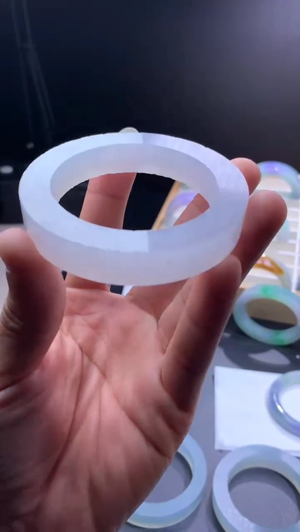 【闪购商品】定制翡翠手镯未镶嵌定制手镯不退不换