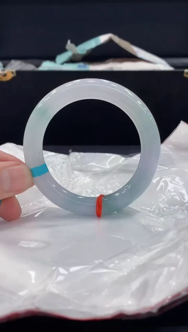 未镶嵌手镯翡翠翡翠手镯