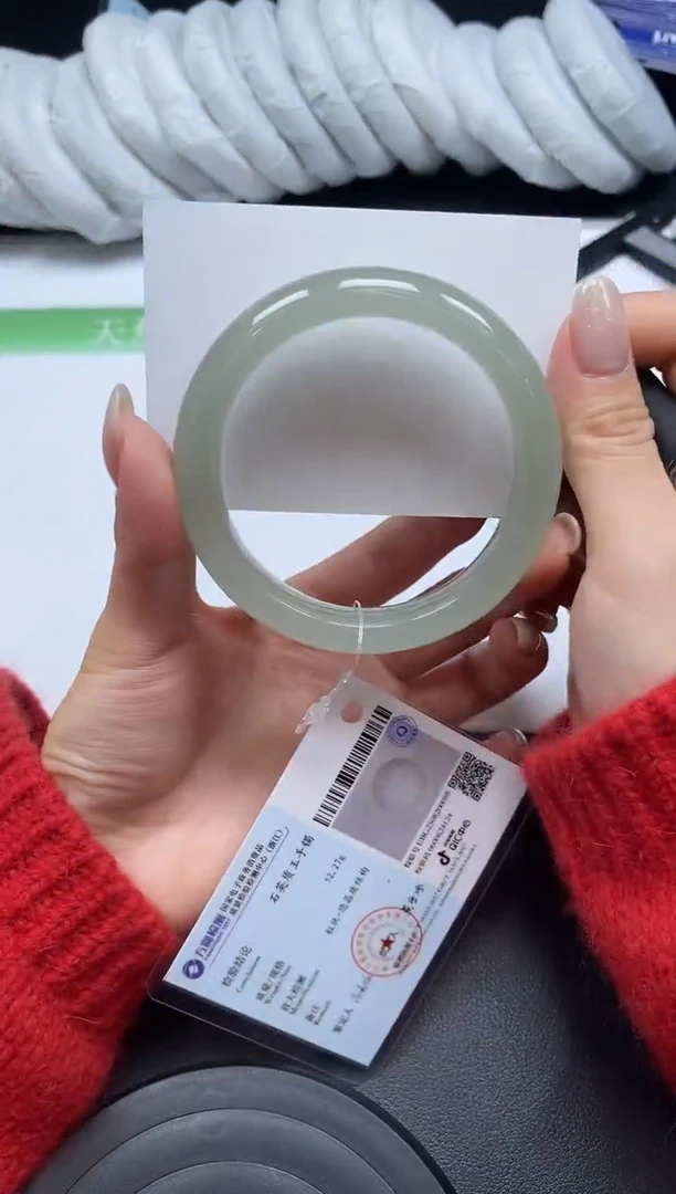 未镶嵌手镯石英质玉070-58