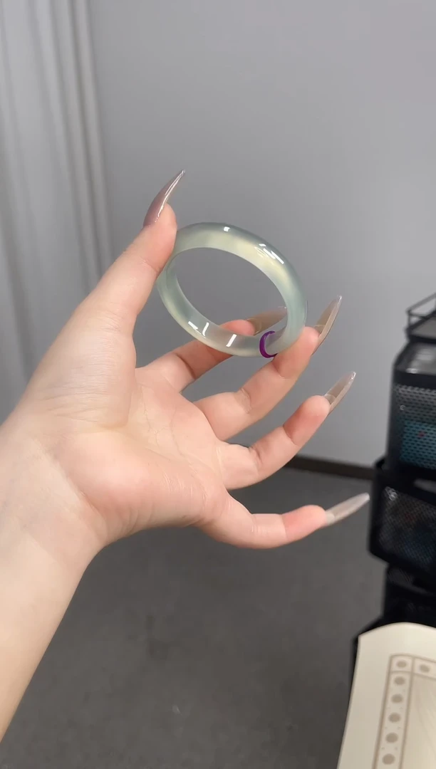 手镯玛瑙/玉髓未镶嵌53-54圈