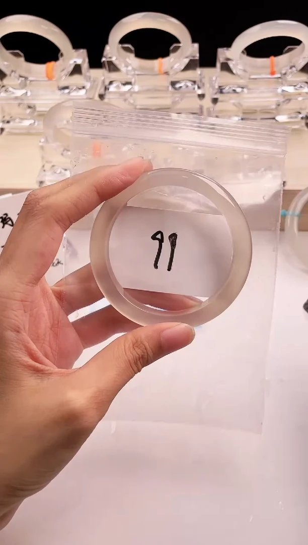 玛瑙/玉髓手镯未镶嵌99-58+