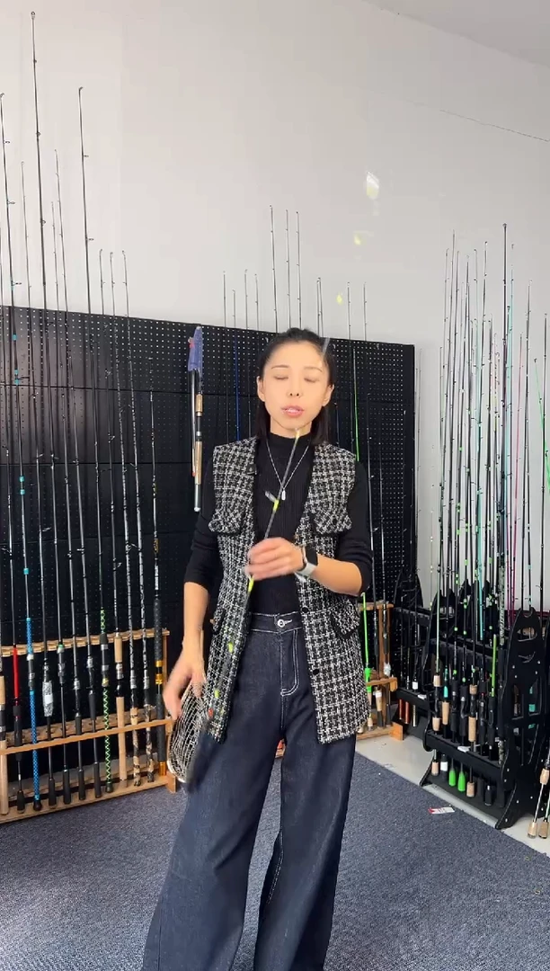 1.8m以下碳素一节半弹射马口1.35米直柄（瑕疵尾货竿，没有售后）