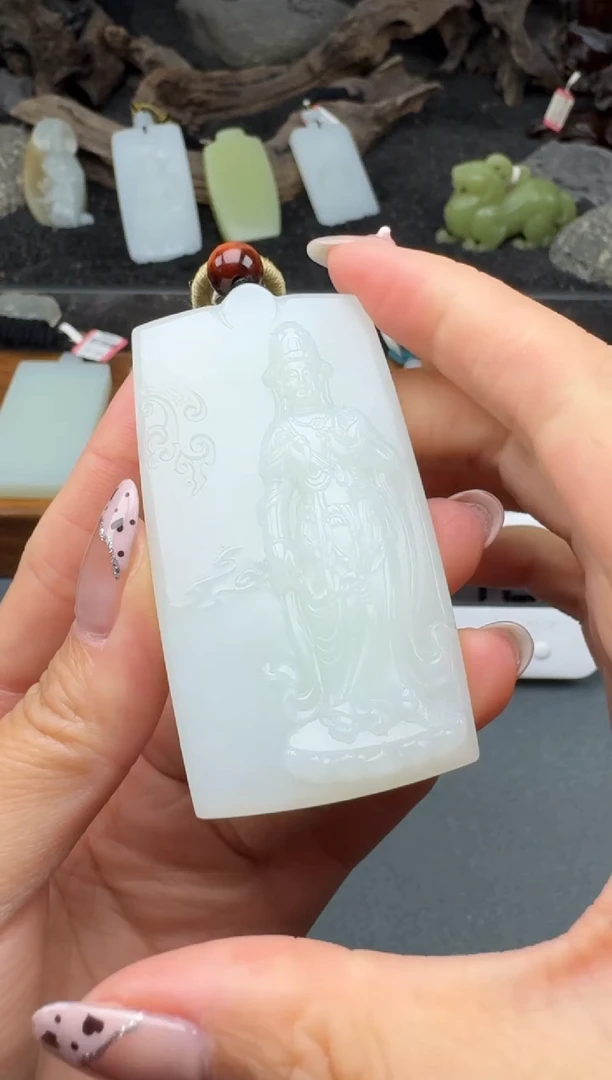 颈饰未镶嵌和田玉3