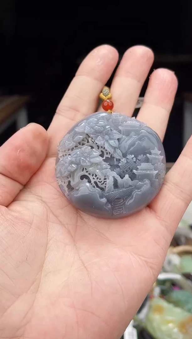 颈饰未镶嵌和田玉1