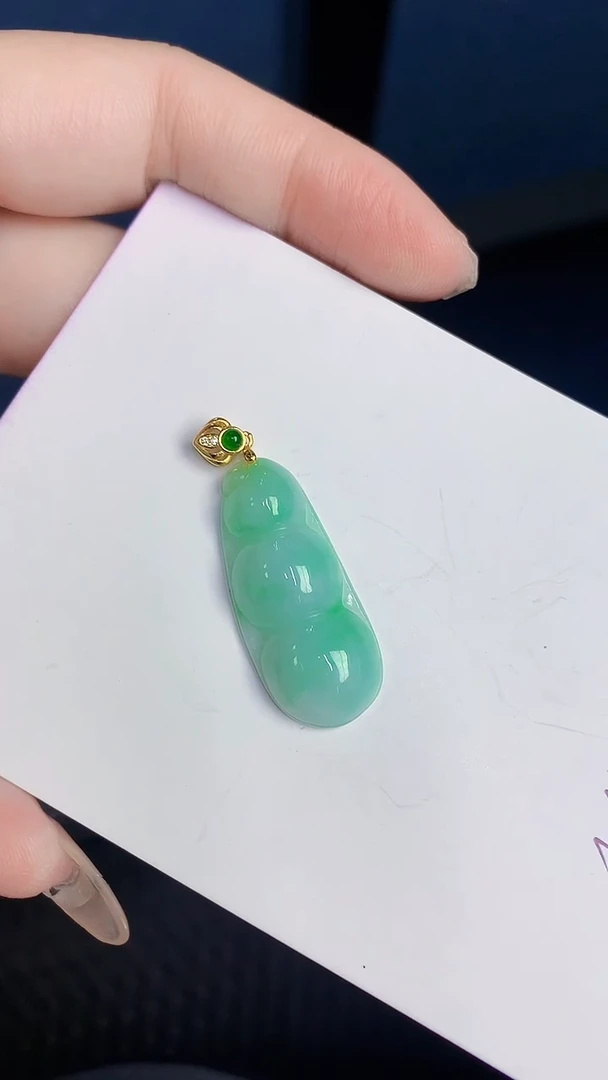 颈饰未镶嵌翡翠缅甸天然翡翠A货