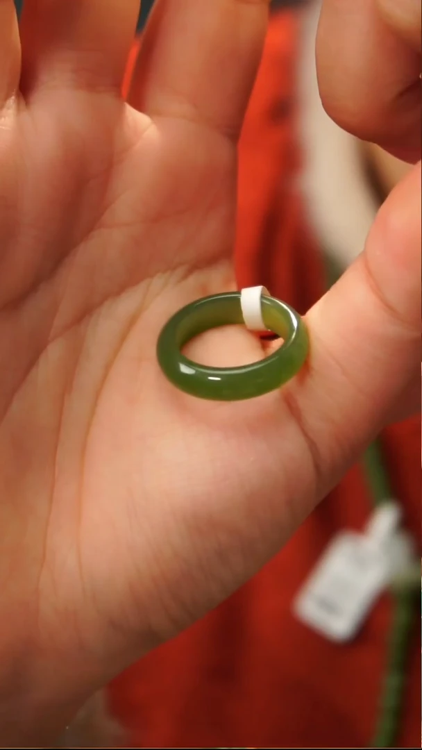 未镶嵌戒指和田玉微*A055