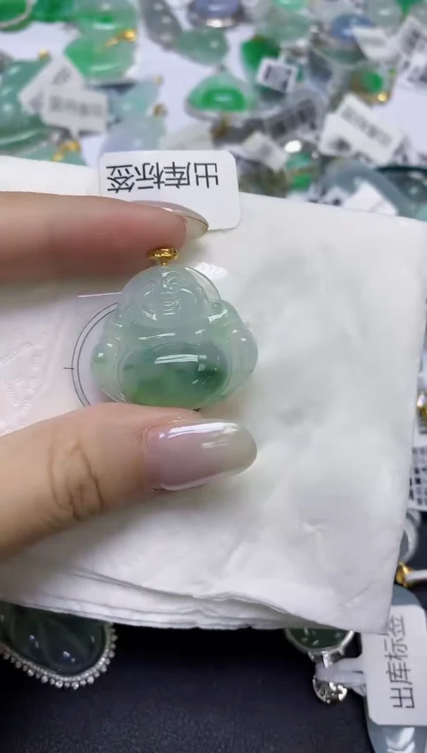 颈饰18K金镶嵌翡翠天然缅甸翡翠A货百元以上9元证书费自理