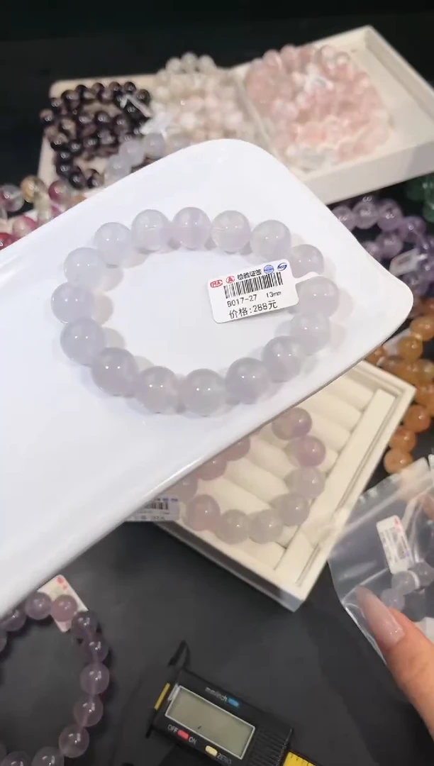 手链未镶嵌萤石多样性发一奶紫13mm