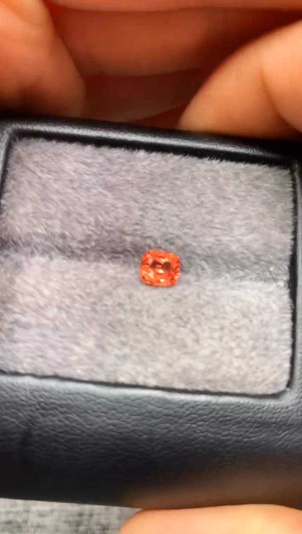 【闪购商品】定制尖晶石裸石未镶嵌枕型 日落色调 1.13ct
