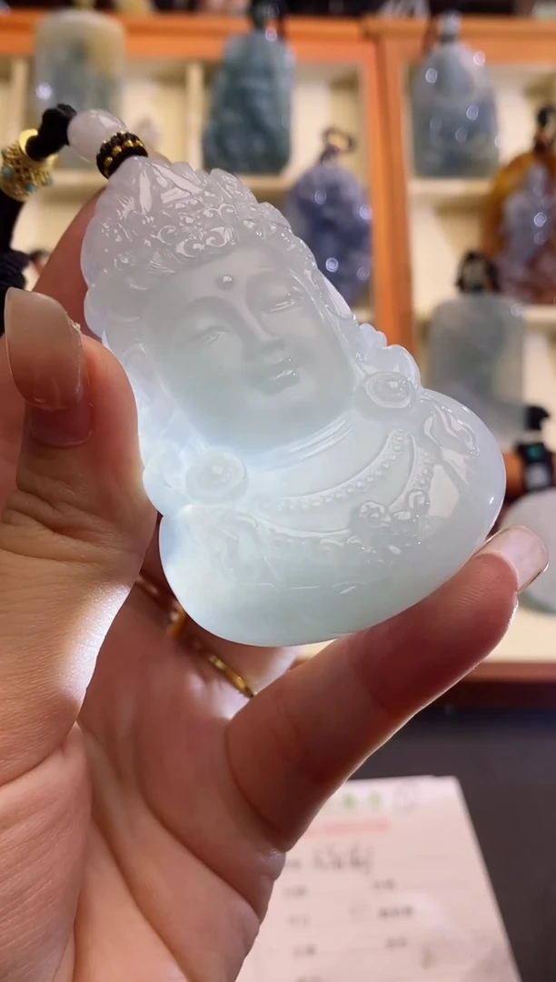 翡翠未镶嵌颈饰缅甸天然货翡翠