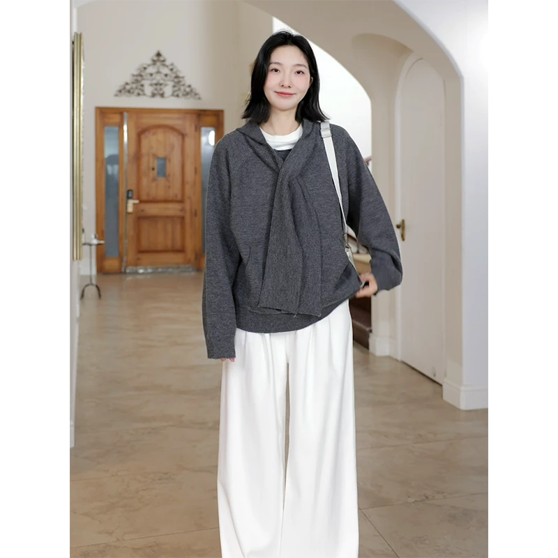郭九九呢 设计减龄感宽松连帽围巾卫衣毛衣加绒牛仔裤 G924Z15458