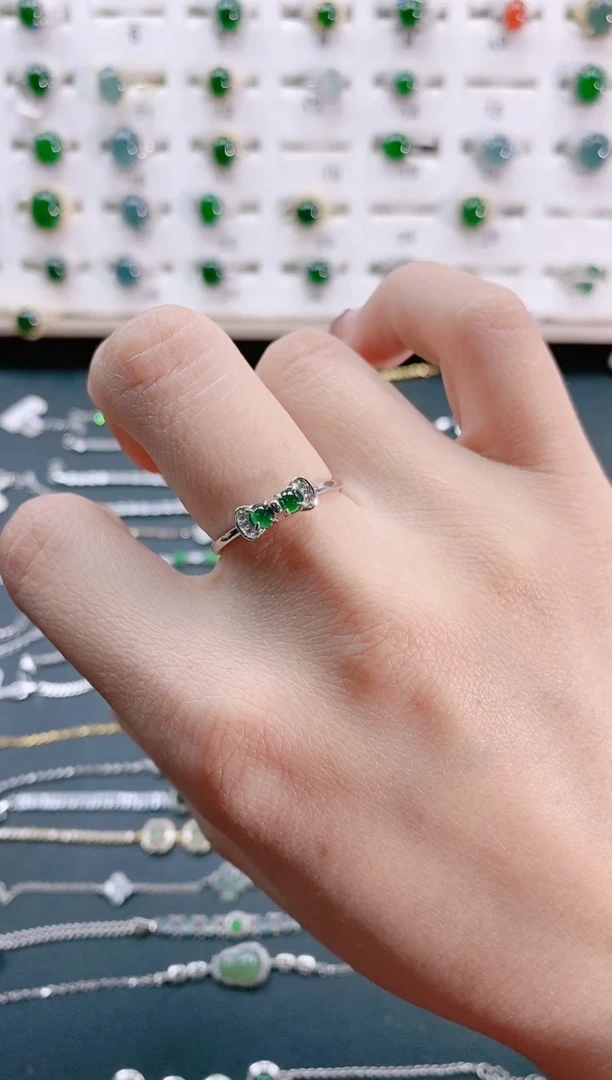 【闪购商品】翡翠戒指银S925镶嵌天然翡翠