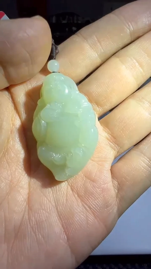 颈饰未镶嵌和田玉【老马】和田玉新疆且末高清白弥勒佛