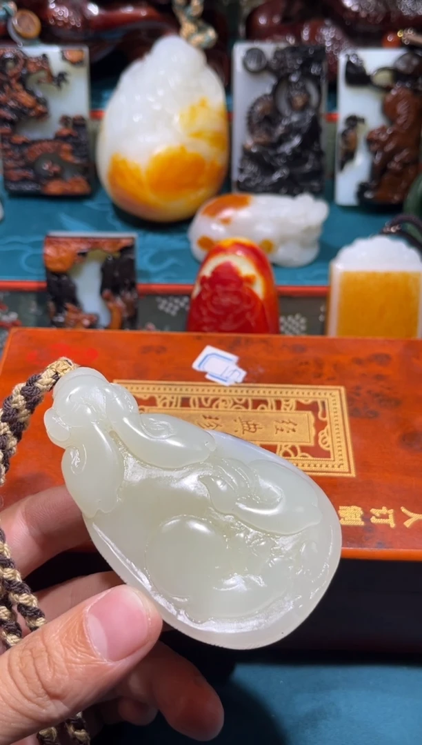 未镶嵌和田玉挂件吴*理1