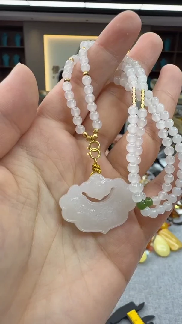 颈饰未镶嵌和田玉72号秒拍 假一罚三