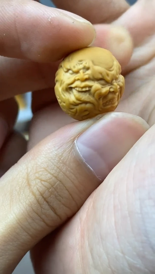 吊坠猴头核桃三面 恶僧