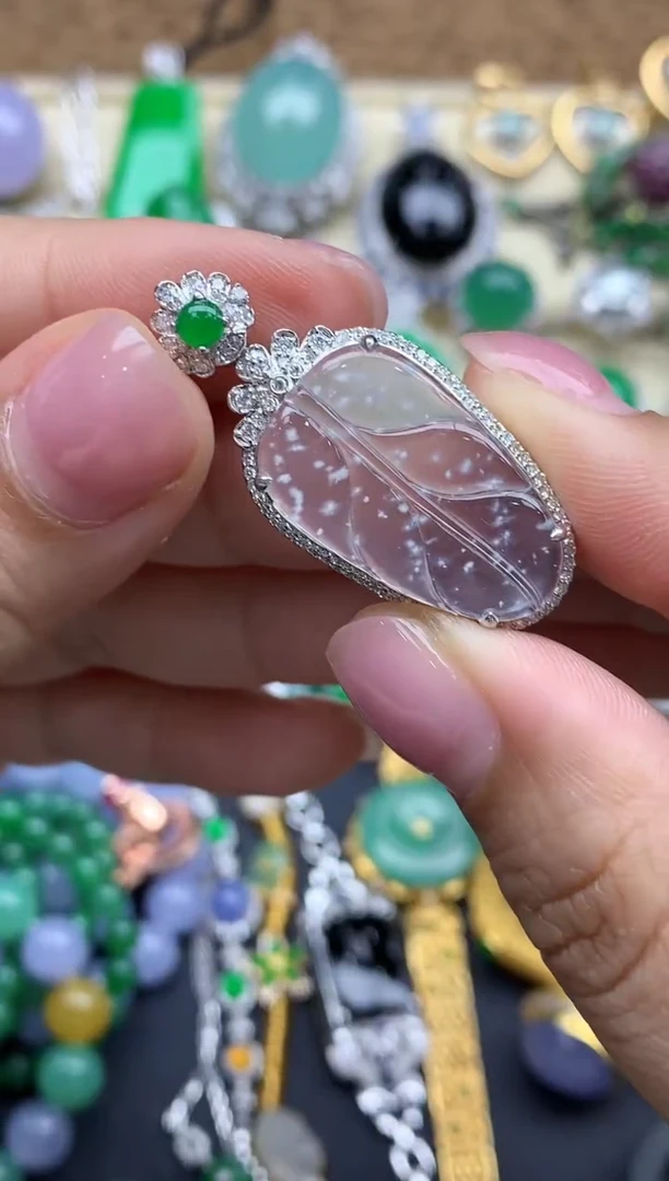 【闪购商品】翡翠颈饰18K金镶嵌632-中国好珍宝