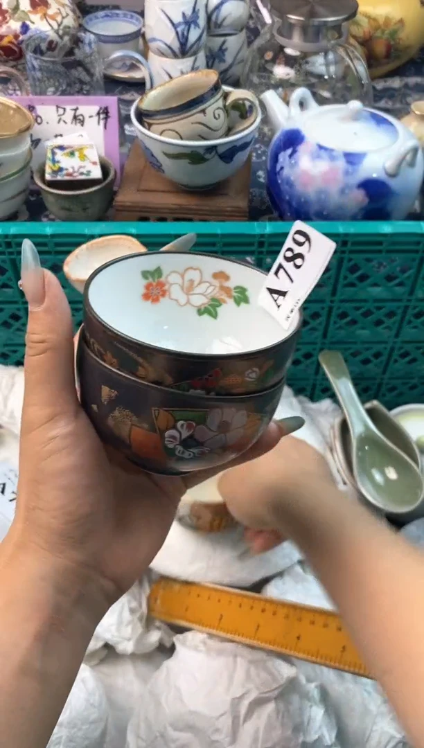 瓷片[○･｀Д´･ ○][○･｀Д´･ ○]