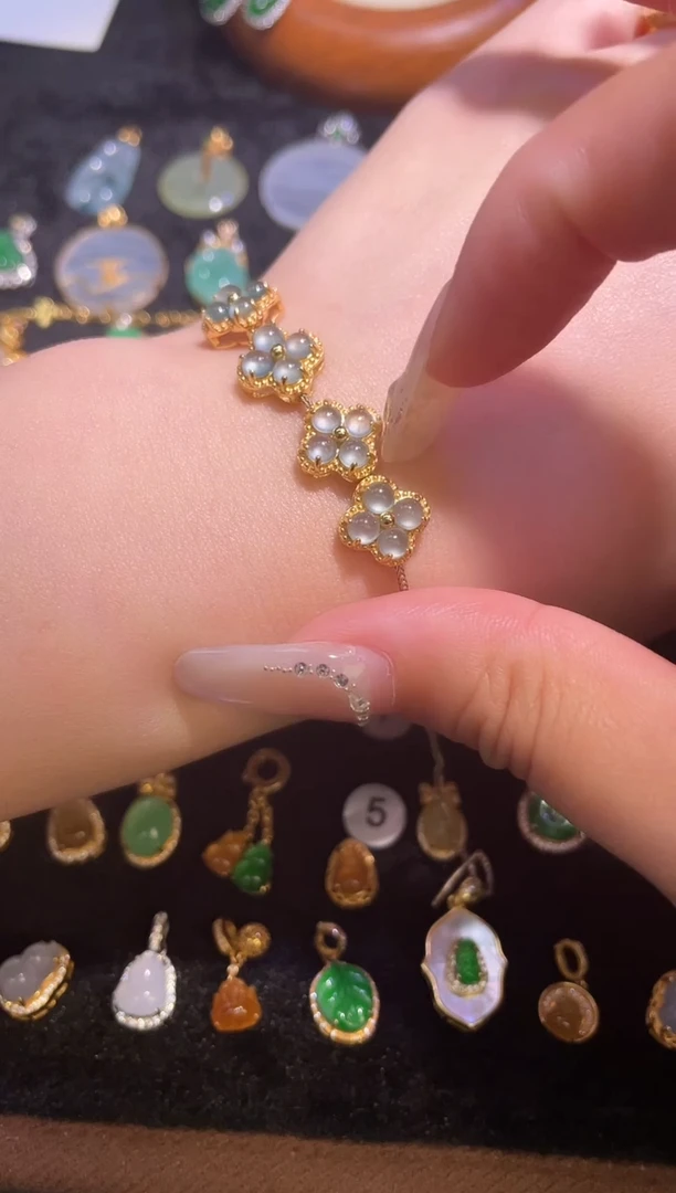 颈饰银S925镶嵌翡翠天然A货