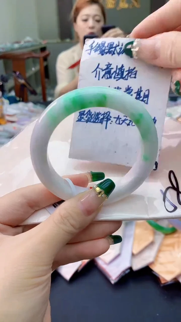 翡翠手镯未镶嵌0432744922