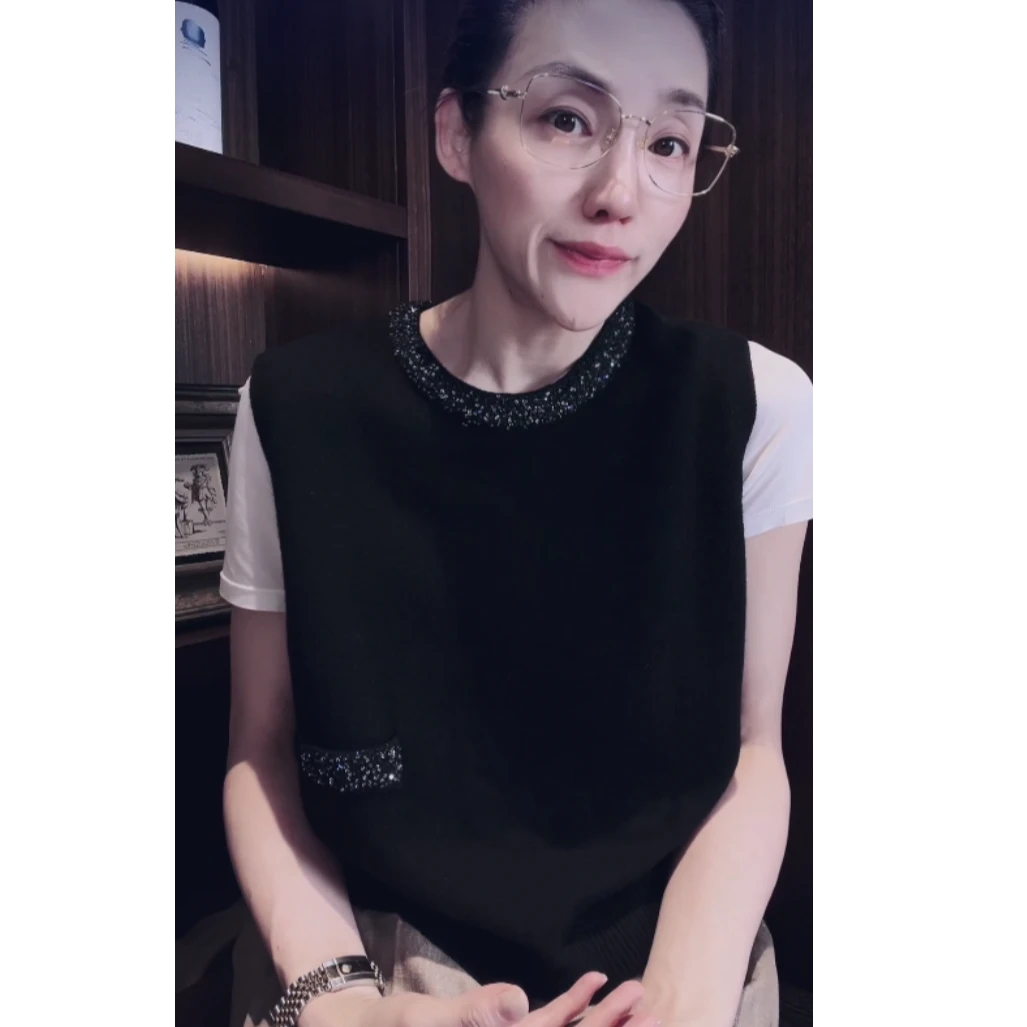 领口镶钻背心 BX0228