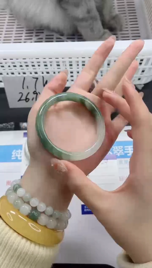 【闪购商品】石英质玉手镯未镶嵌k124-55.2