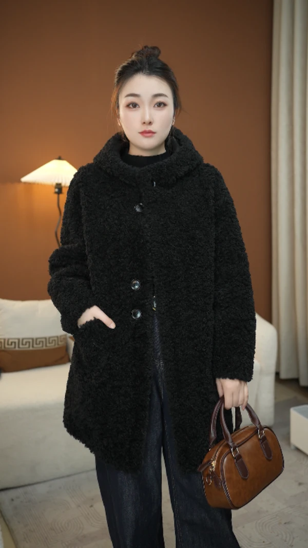 2024新款时尚气质中长款可立可翻领子厚款毛呢外套韩版冬季68082