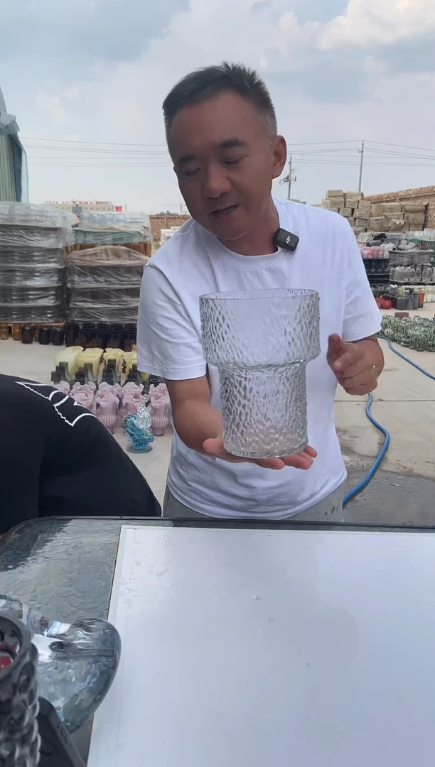 水养鲜花ins风客厅桌面