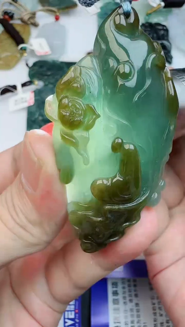 【闪购商品】翡翠吊坠(不含链)未镶嵌1111111111