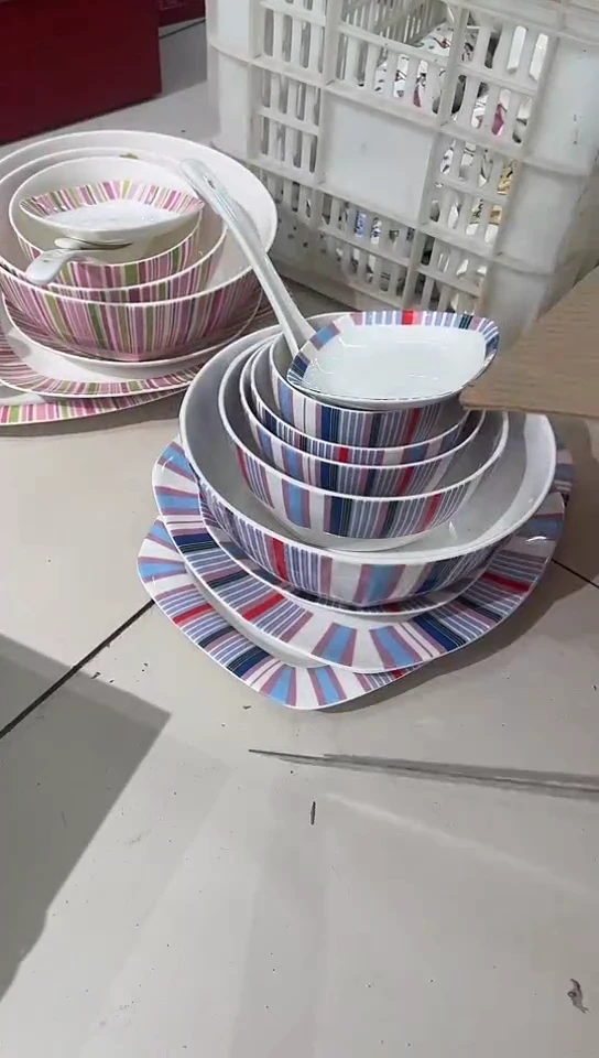 骨瓷10头餐具隆达骨瓷