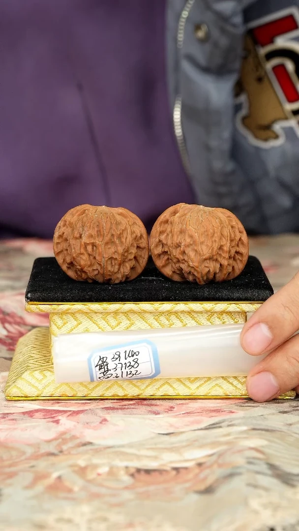 【闪购商品】文玩核桃把件磨盘