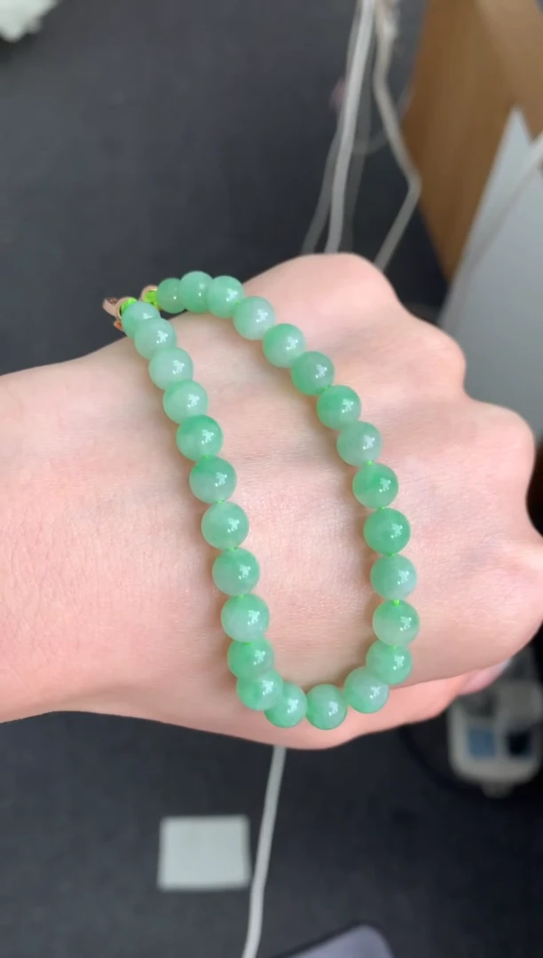 未镶嵌定制翡翠手串