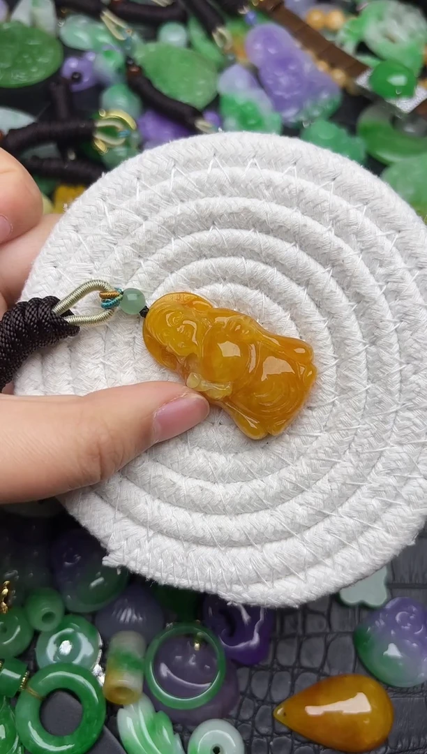 颈饰未镶嵌翡翠缅甸翡翠吊坠